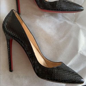 Christian Louboutin Pigalle 120 Snakeskin Black size 35
